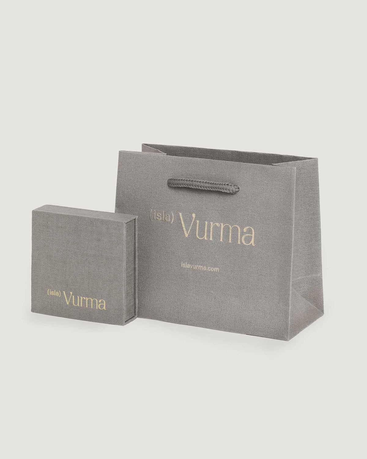 Bolsa y caja para el packaging regalo de Isla Vurma