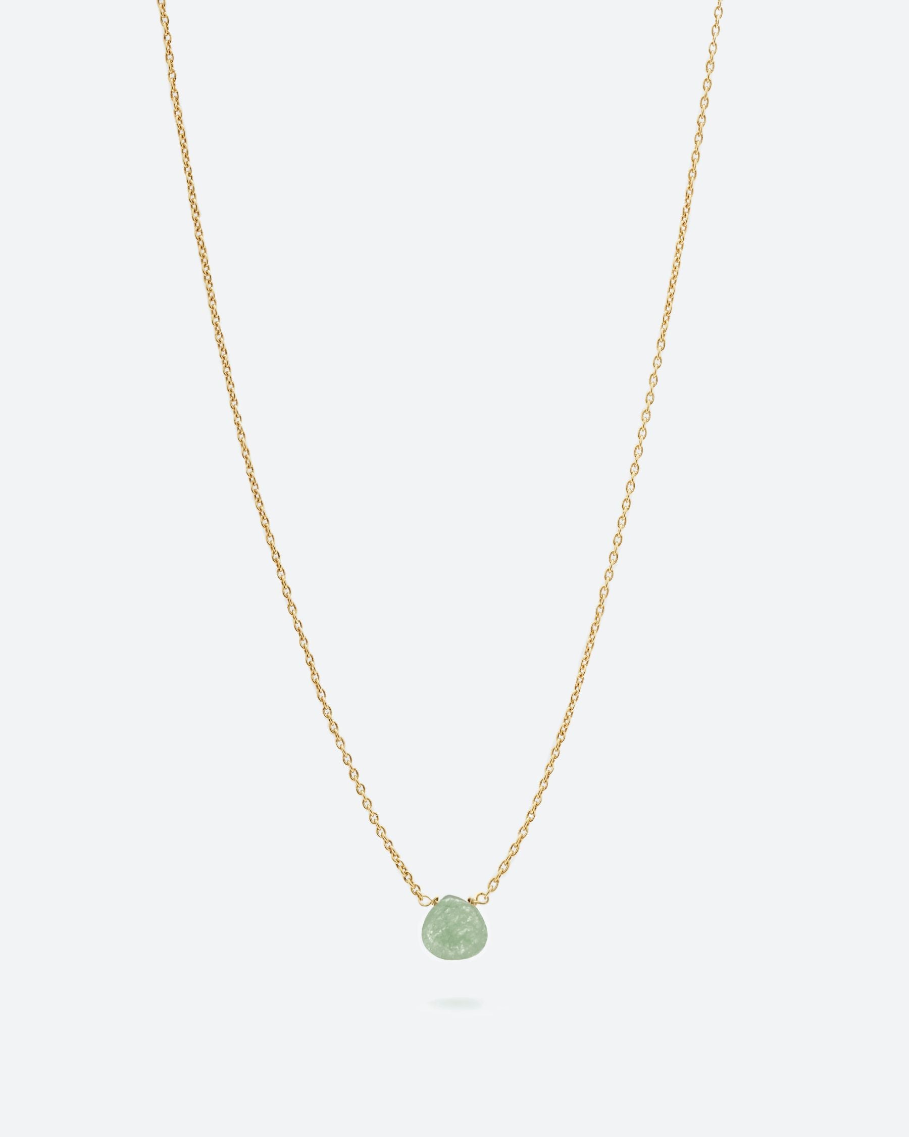 Collar bañado en oro de 18 quilates con piedra tallada en Aventurina Verde