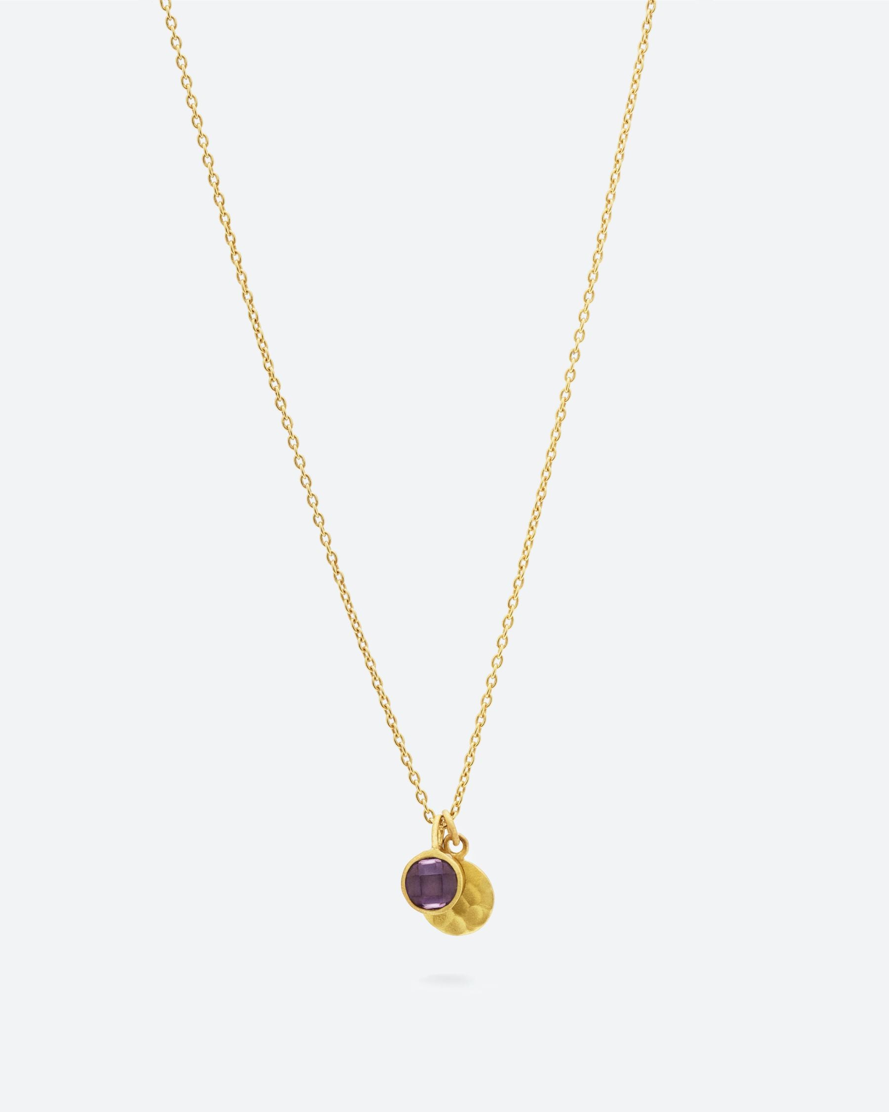 Collar bañado en oro con piedra semipreciosa en Amatista