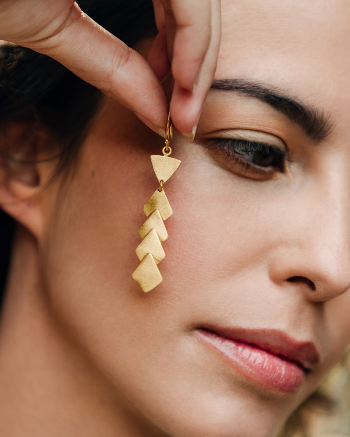 Pendientes largos bañados en Oro de 18K